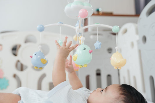 Introducing STEM Concepts with Mobiles: Educational aspects.