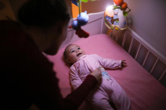 Pairing Night Lights with Nursery Mobiles: Complementary products.